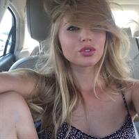 Casie Chegwidden taking a selfie