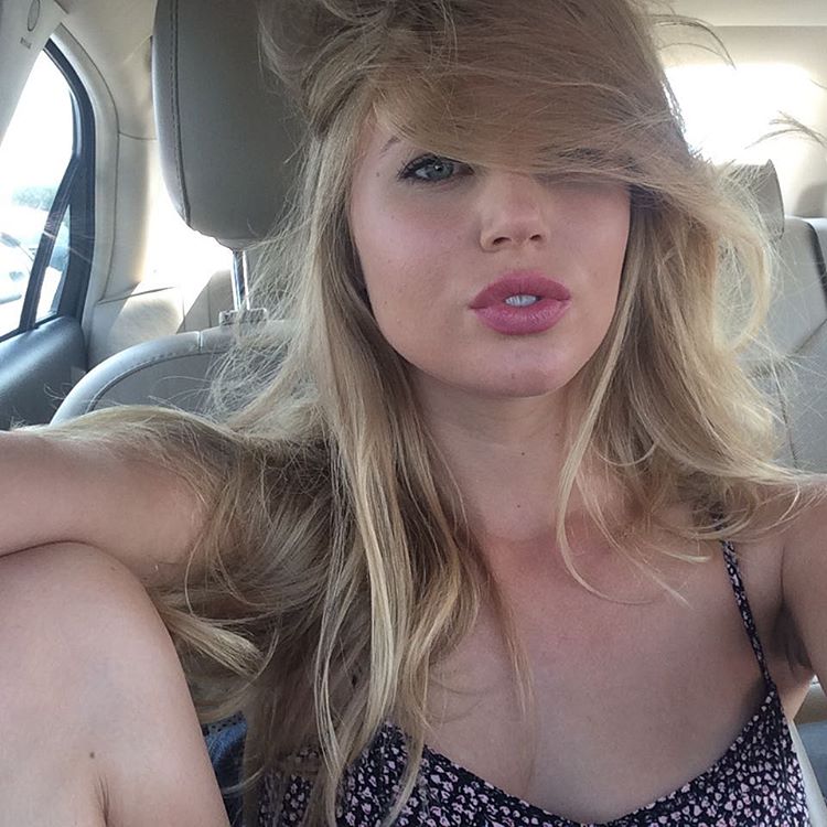 Casie Chegwidden taking a selfie