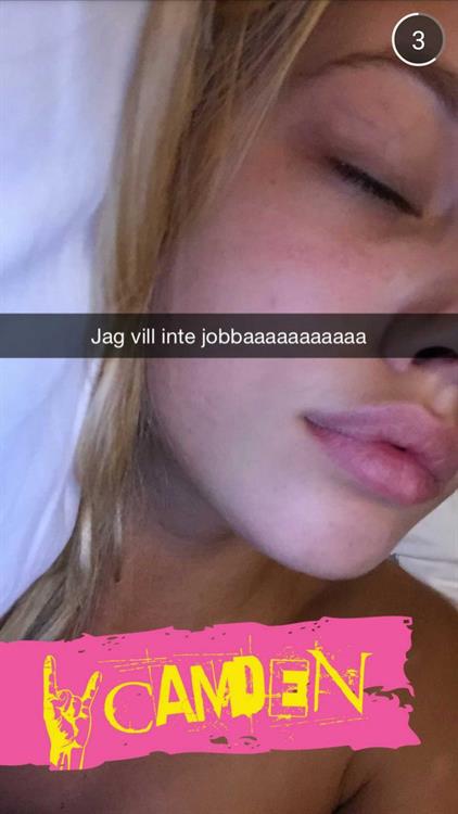 Hanna Edwinson taking a selfie