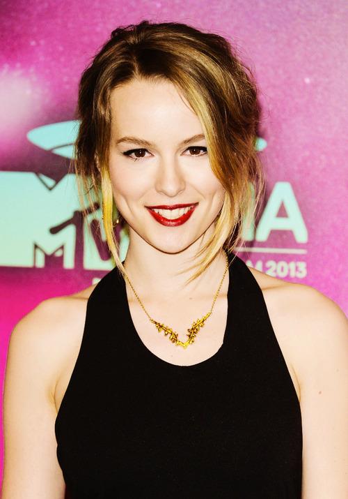 Bridgit Mendler