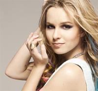 Bridgit Mendler