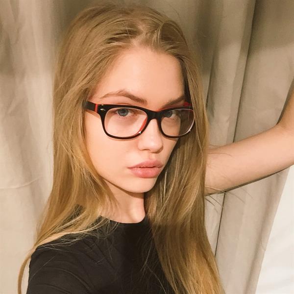 Alexandria Morgan taking a selfie