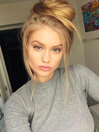 Alexandria Morgan taking a selfie