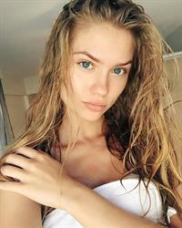 Alexandria Morgan taking a selfie