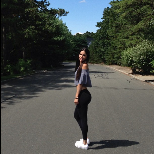 Jen Selter in Yoga Pants