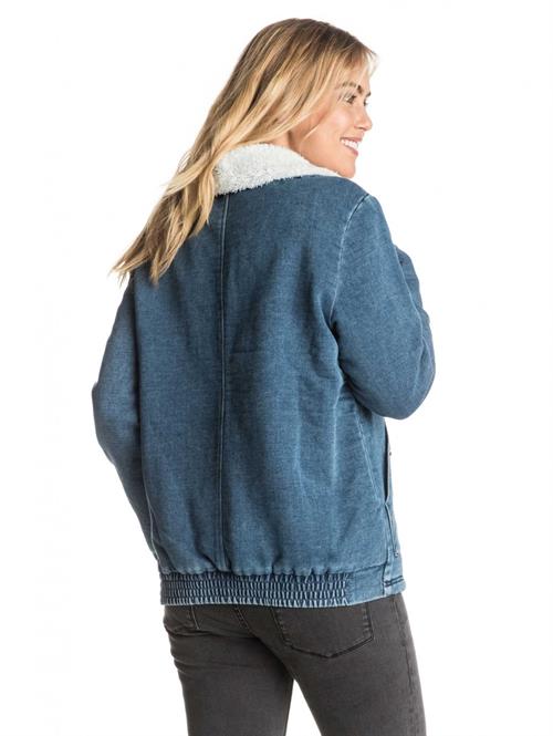 Stephanie Claire Smith