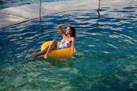 Rhiannon Fish in a bikini