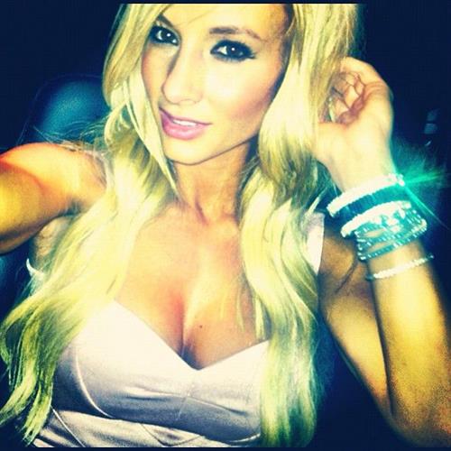 Paige Hathaway taking a selfie