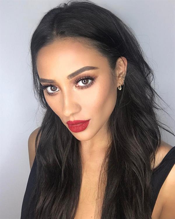 Shay Mitchell