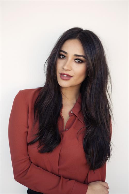 Shay Mitchell