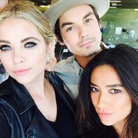 Shay Mitchell taking a selfie