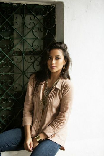 Shay Mitchell