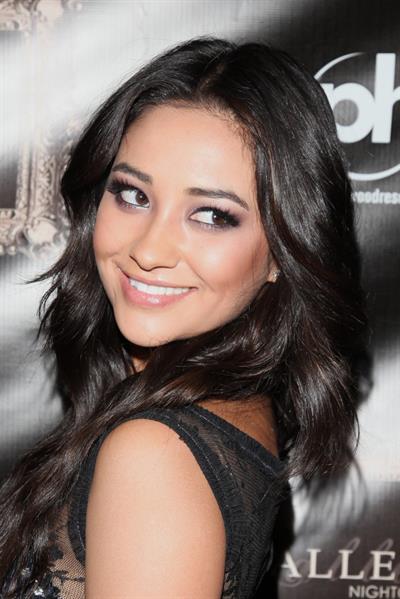 Shay Mitchell