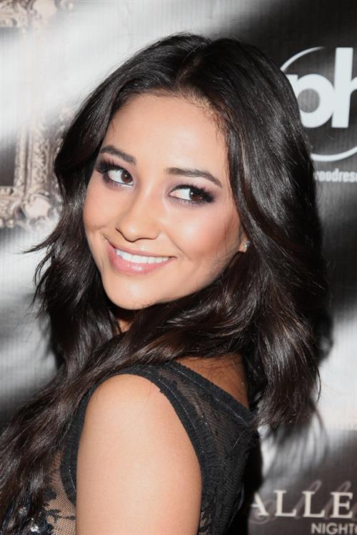 Shay Mitchell