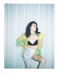 Bella Thorne in lingerie