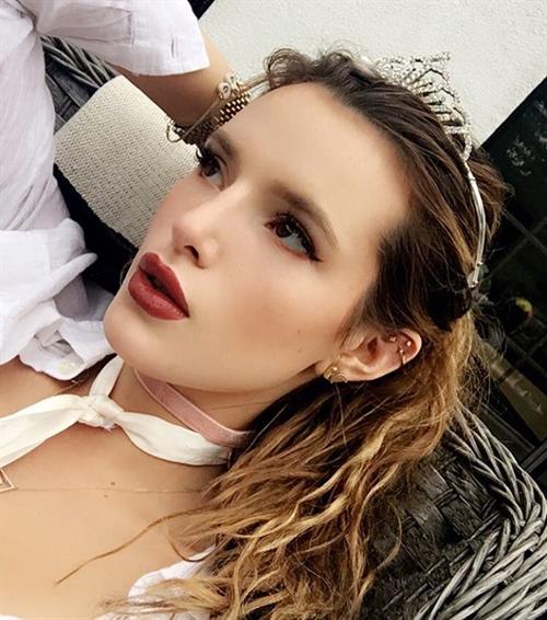 Bella Thorne