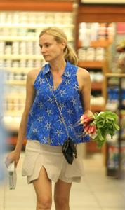 Diane Kruger shops at the Gelsons in Los Feliz August 21, 2014
