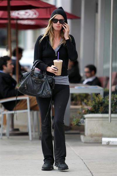 Nicky Hilton Grabs a coffee in L.A. March 6, 2013