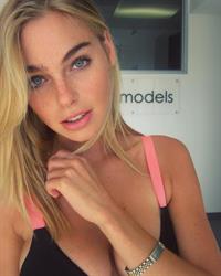 Elizabeth Turner taking a selfie