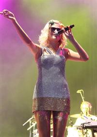 Pixie Lott Performs at the V Festival at Hylands Park in Chelmsford Day 2 - 19.08.2012