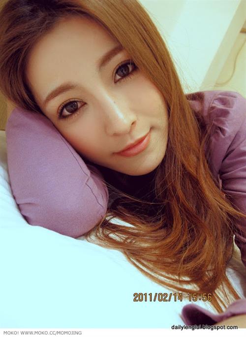 He Jing taking a selfie