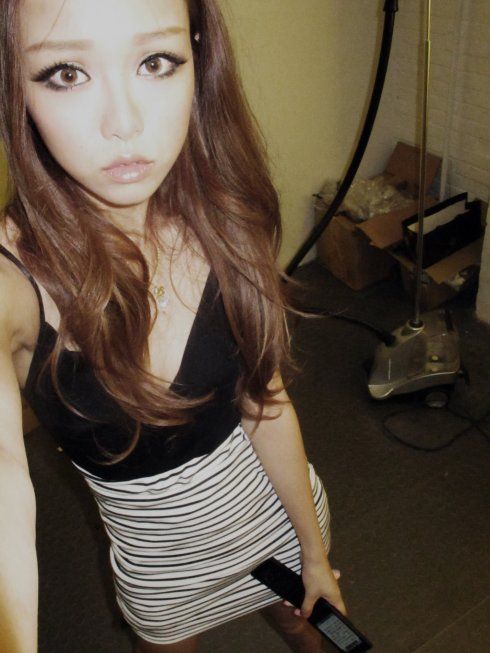 Huang Yi Lin taking a selfie