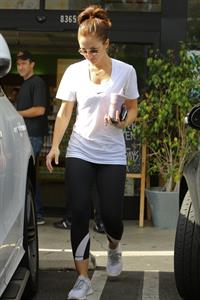 Minka Kelly at Earthbar in West Hollywood 11/9/12