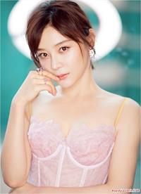 Shanshan Yuan in lingerie