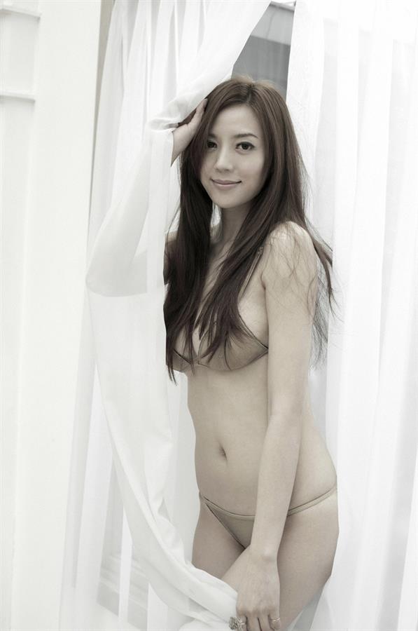 Zhou Wei Tong in a bikini