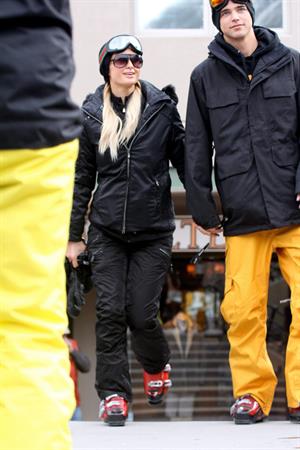 Paris Hilton enjoying a day in the mountains of Aspen December 18, 2012 
