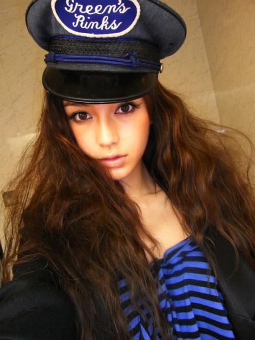 Angela Baby taking a selfie