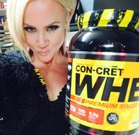 Amanda Michelle Folstad Ptak taking a selfie