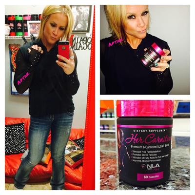 Amanda Michelle Folstad Ptak taking a selfie