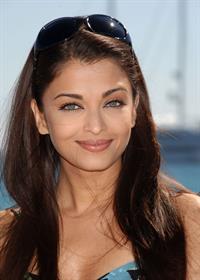 Aishwarya Rai Cannes 'Provoked' Photocall