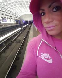 Isabelle Turell taking a selfie