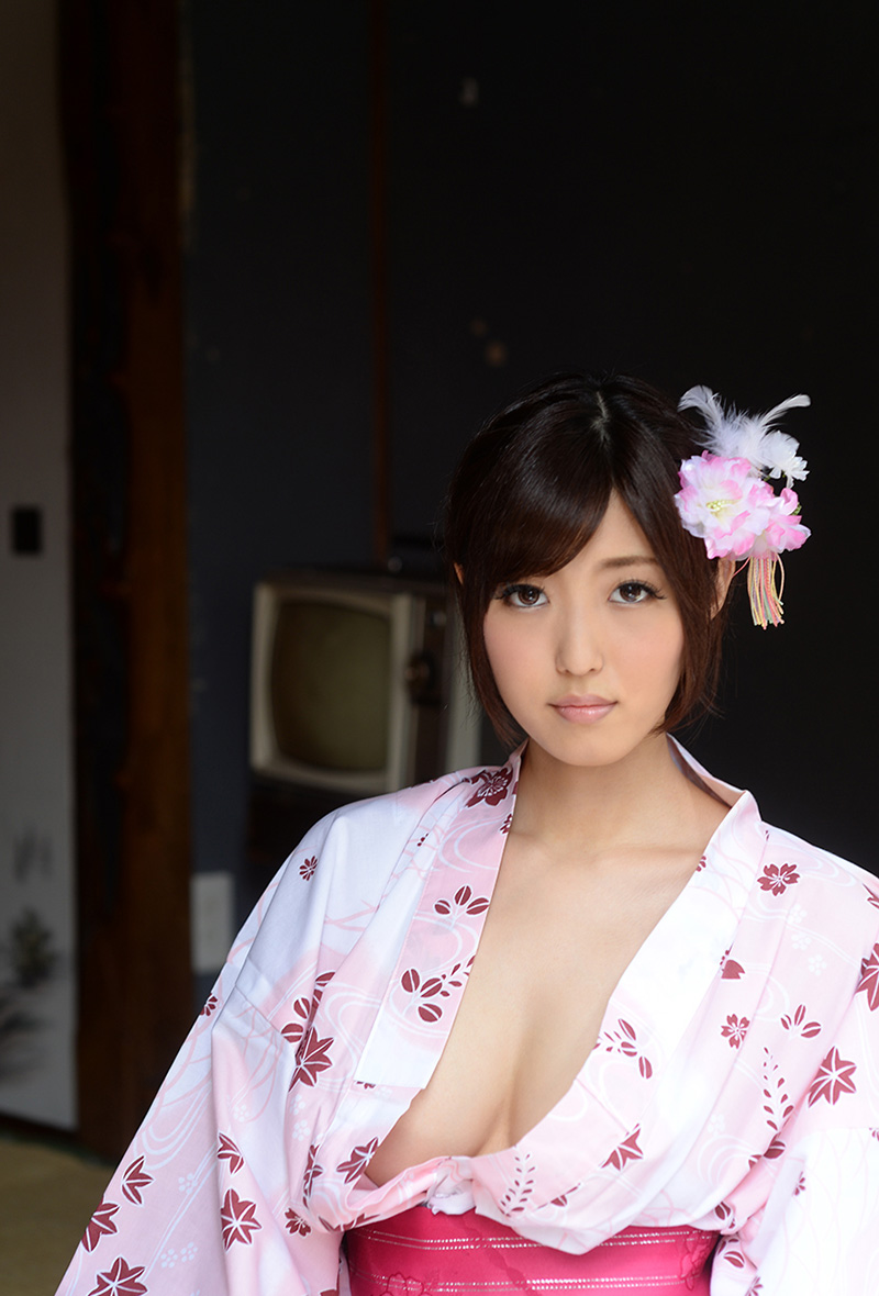 Asahi Mizuno - breasts