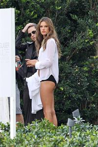 Alessandra Ambrosio Victoria's Secret bikini photoshoot candids, Miami, Jan 30, 2014 