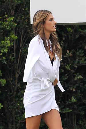 Alessandra Ambrosio Victoria's Secret bikini photoshoot candids, Miami, Jan 30, 2014 