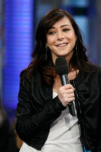 Alyson Hannigan on MTV's TRL 