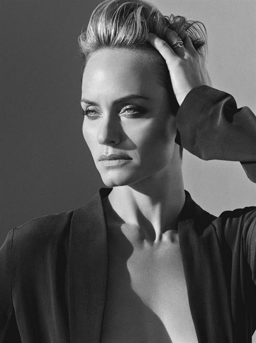 Amber Valletta