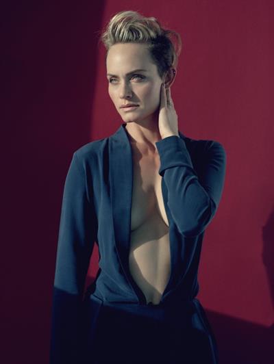 Amber Valletta