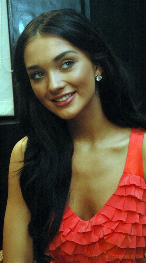 Amy Jackson