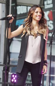 Jana Kramer