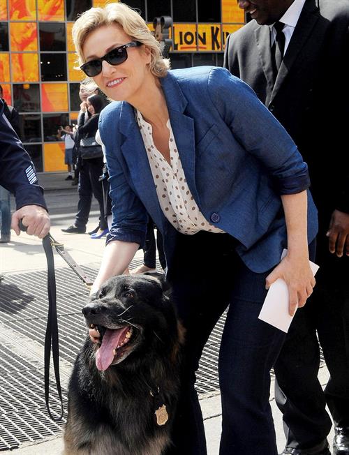 Jane Lynch in New York City (May 21, 2013) 