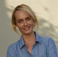 Amber Valletta