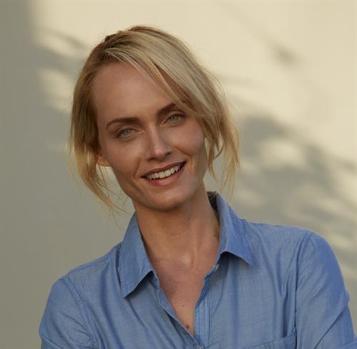 Amber Valletta