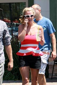 Britney Spears leaving Wild Flour Bakery Cafe on August 11, 2014