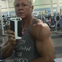 Jayne Stark taking a selfie