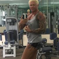 Jayne Stark taking a selfie