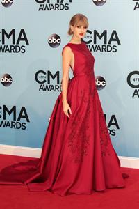 Taylor Swift - 47th Annual CMA Awards 11/6/13  